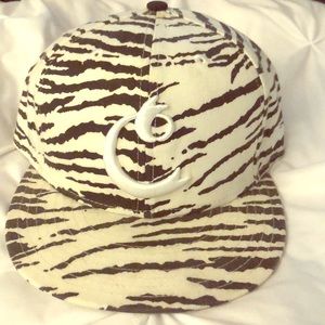 Black and white tiger printed New Era hat 7 1/2